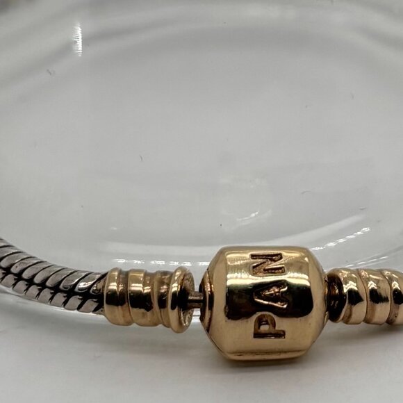 14K Yellow Gold Clasp Pandora Bracelet, used retired - Picture 1 of 2